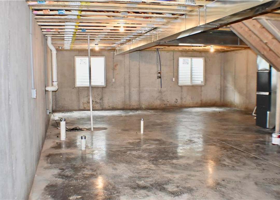 9401 Walnut Street — photo 22