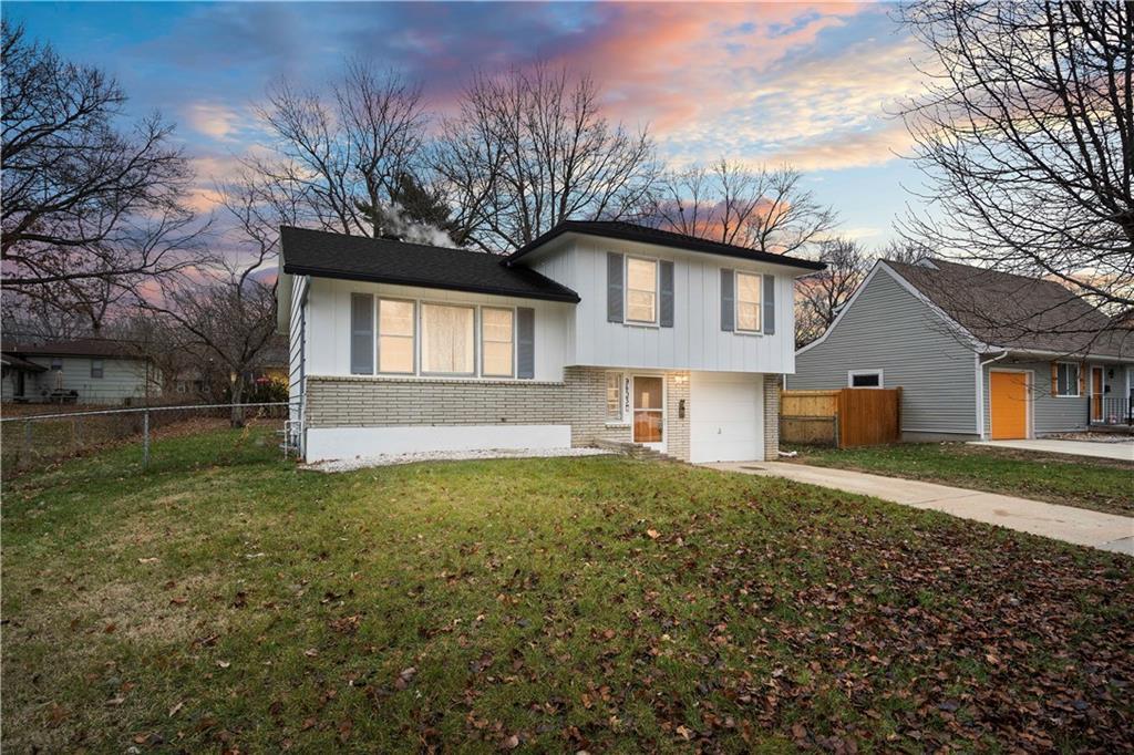 9403 Oakland Avenue — photo 1