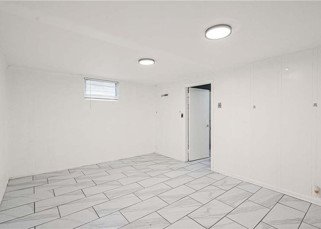 9403 Oakland Avenue — photo 5