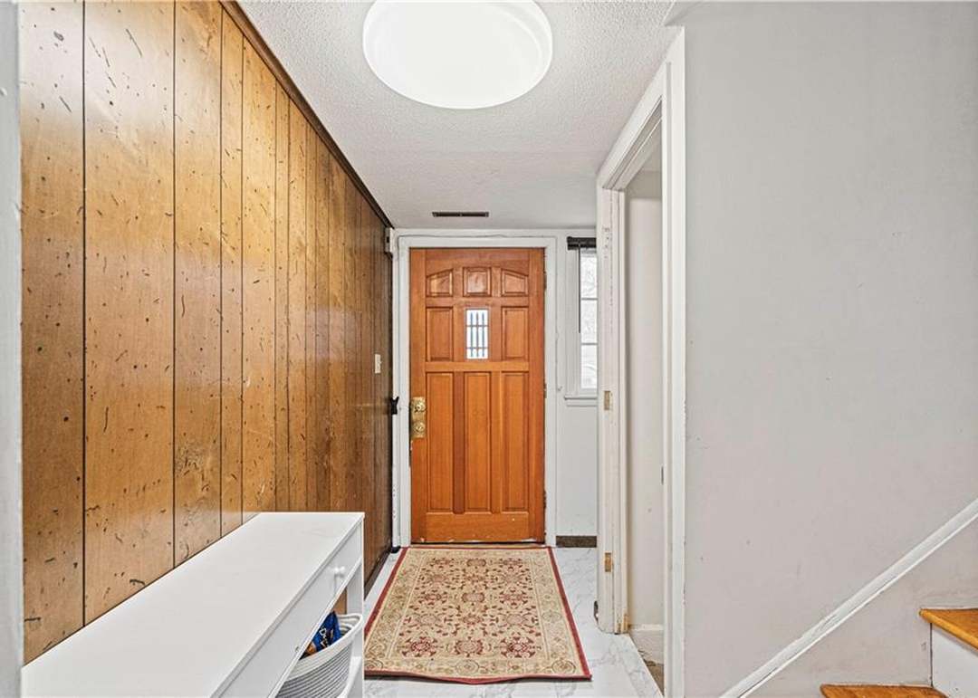 9403 Oakland Avenue — photo 10