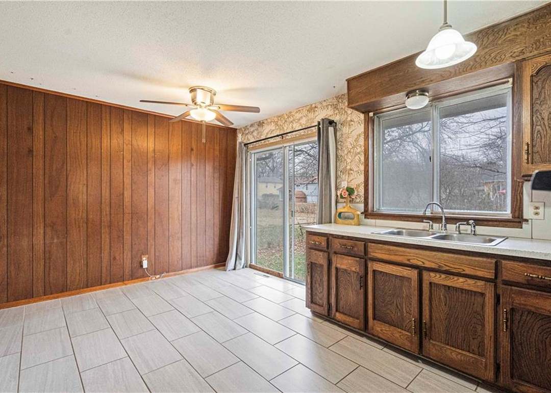 9403 Oakland Avenue — photo 14