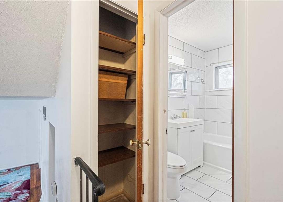 9403 Oakland Avenue — photo 16