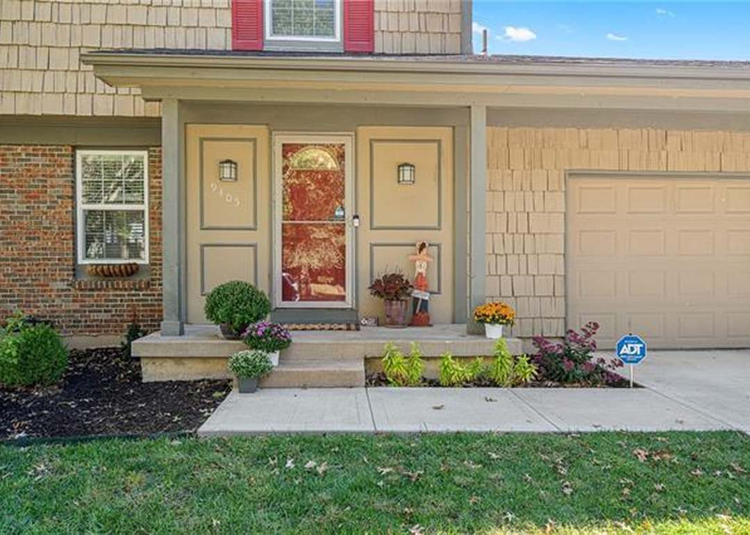 9405 Alden Street — photo 12