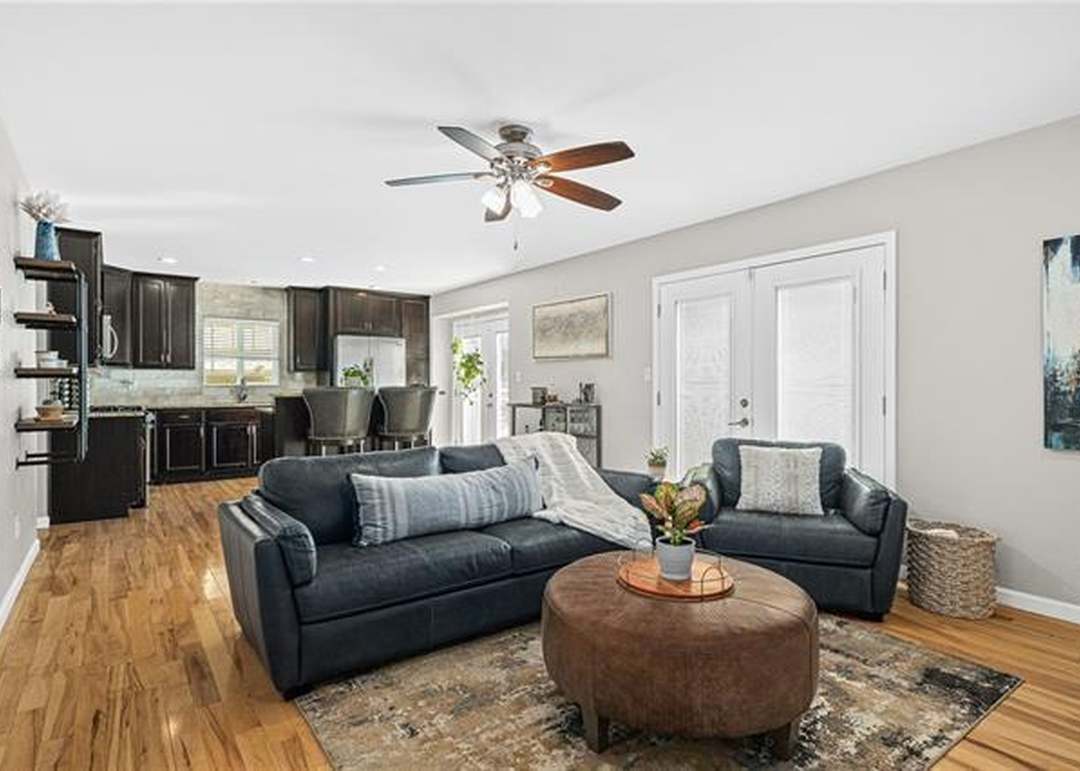 9405 Alden Street — photo 17