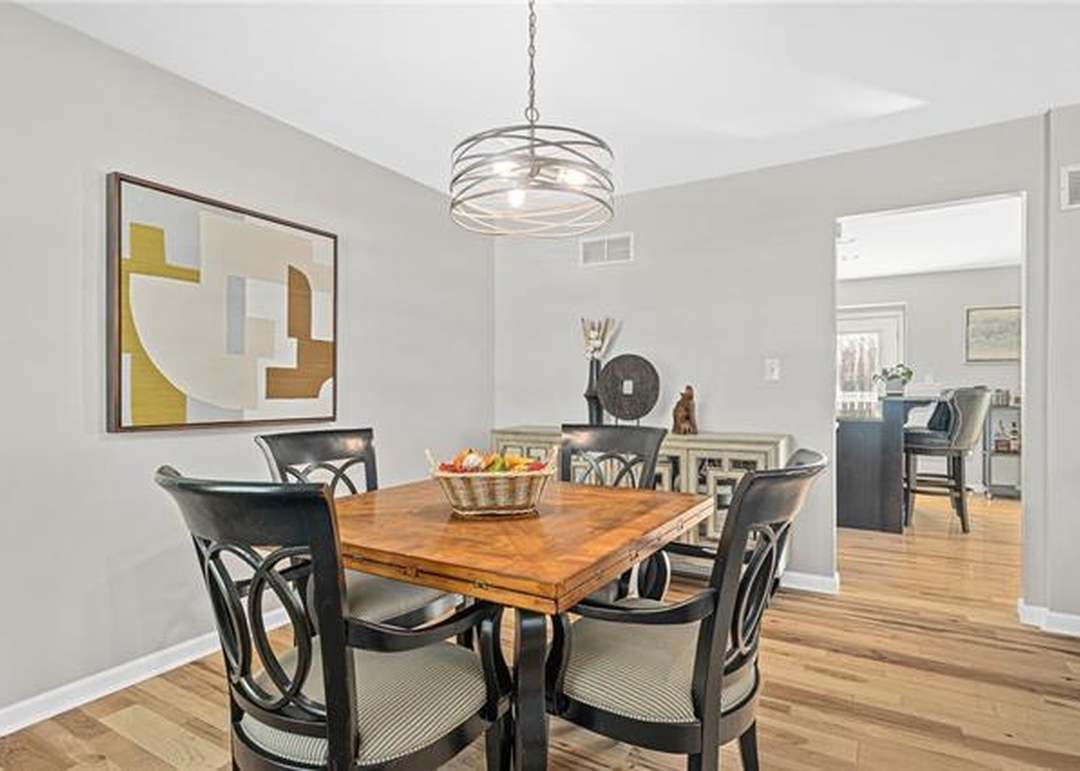 9405 Alden Street — photo 24