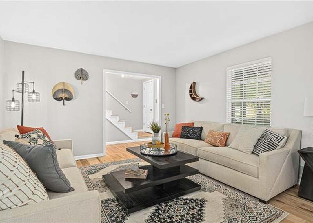 9405 Alden Street — photo 27