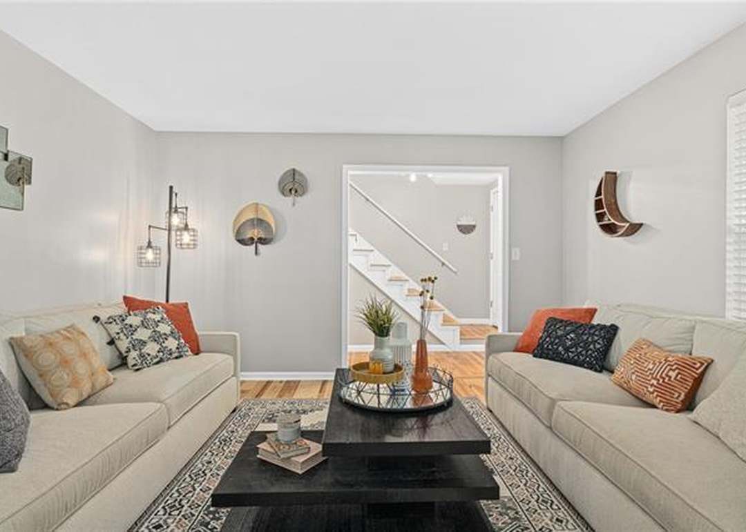 9405 Alden Street — photo 28