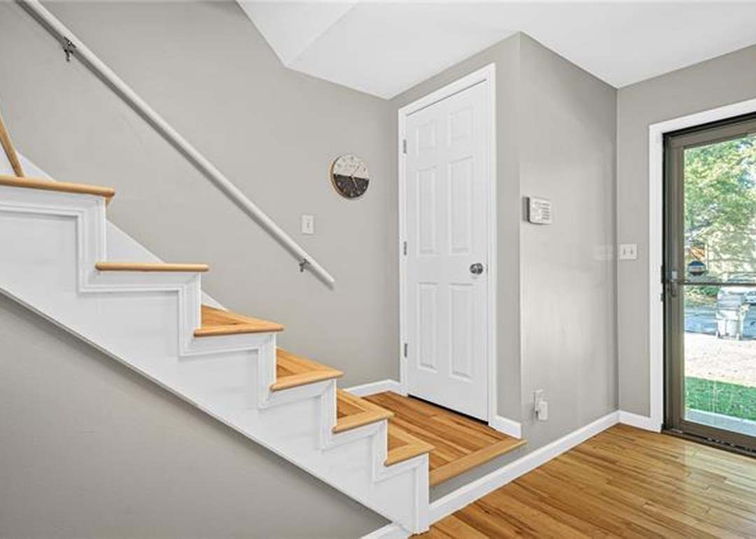 9405 Alden Street — photo 31