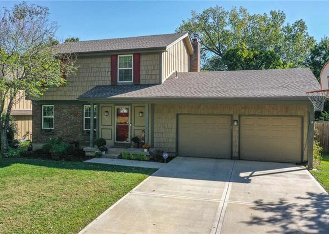 9405 Alden Street — photo 48