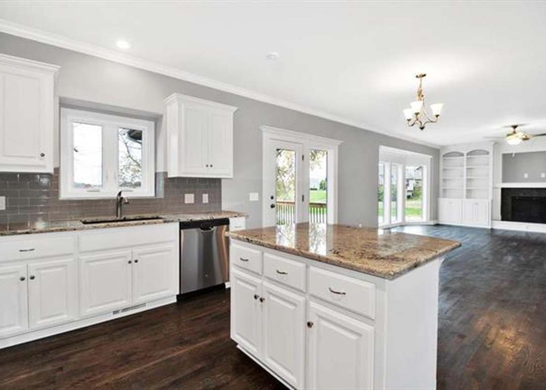 9405 NE 98th Street — photo 11
