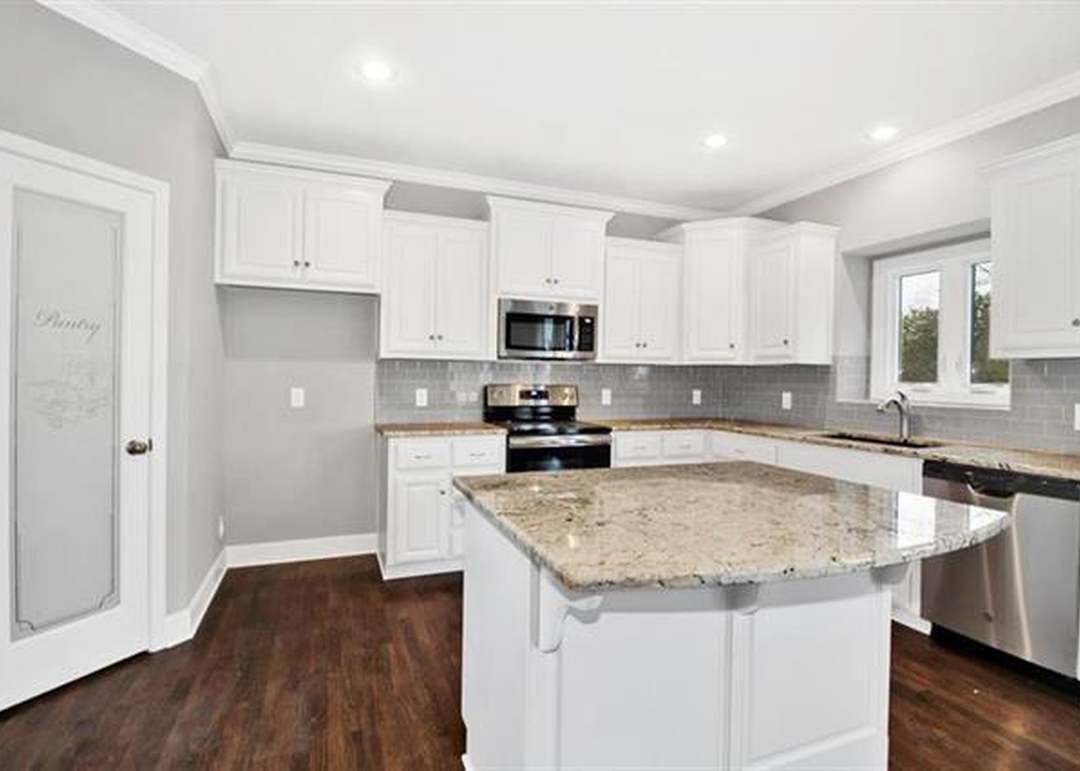 9405 NE 98th Street — photo 13