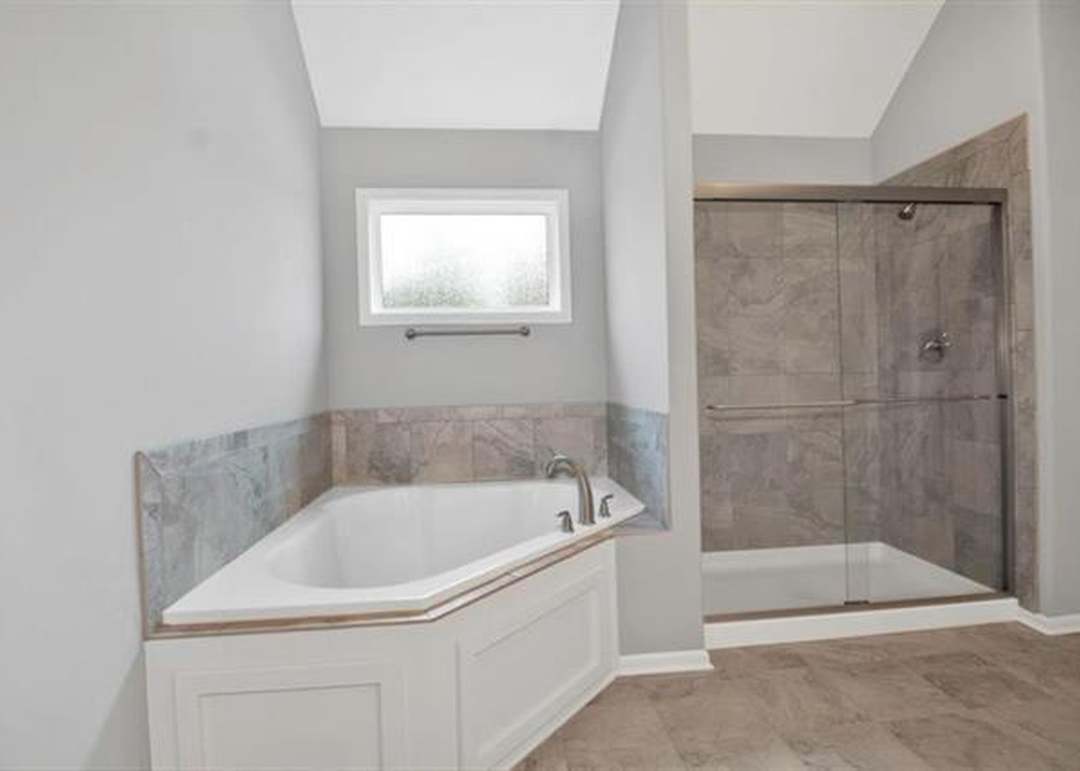 9405 NE 98th Street — photo 18
