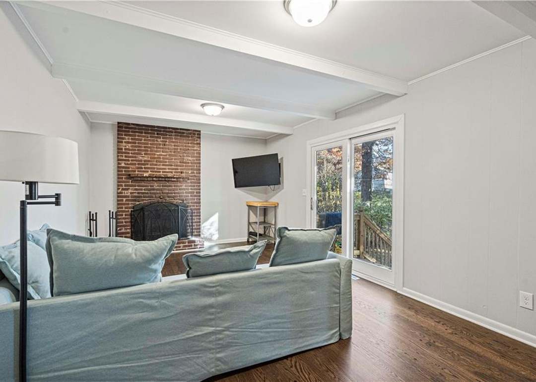 9427 Hayes Drive — photo 13
