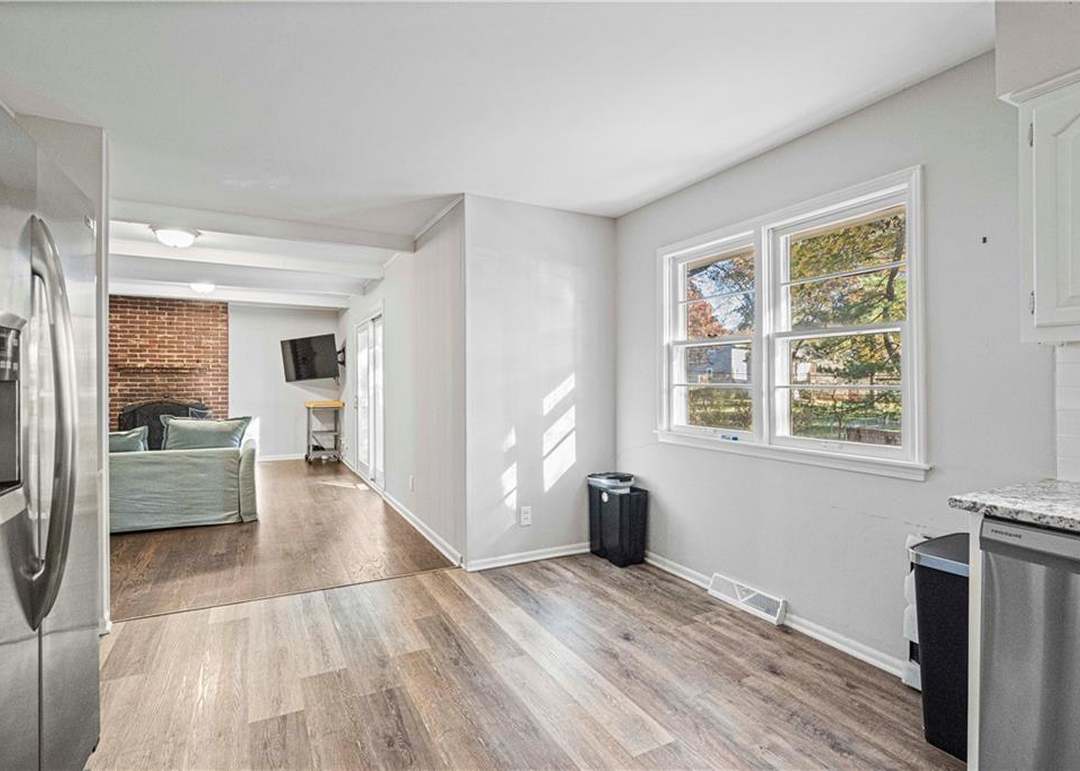 9427 Hayes Drive — photo 14