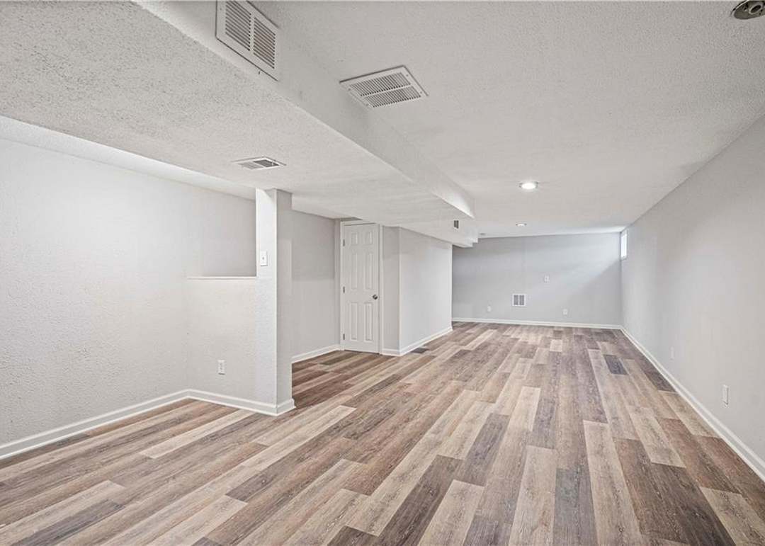 9427 Hayes Drive — photo 23