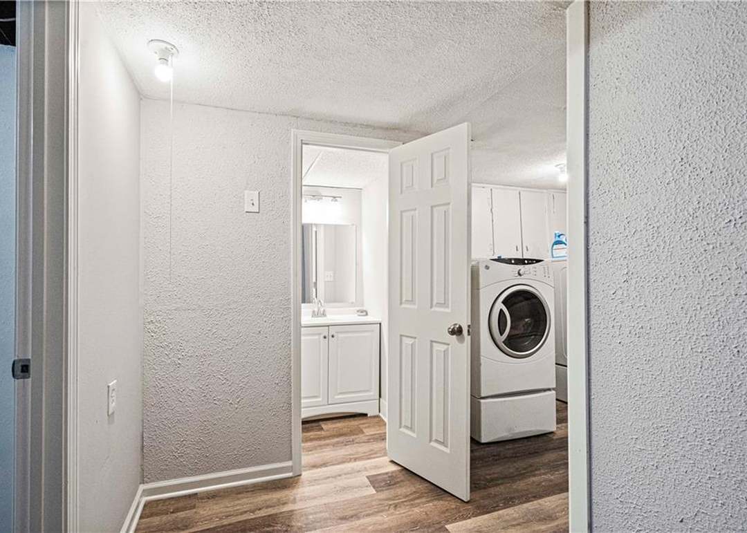 9427 Hayes Drive — photo 25