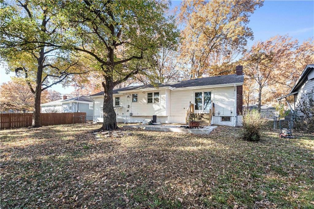 9427 Hayes Drive — photo 31