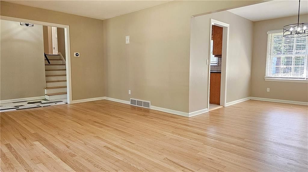 9433 Connell Drive — photo 7