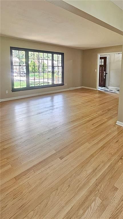9433 Connell Drive — photo 8