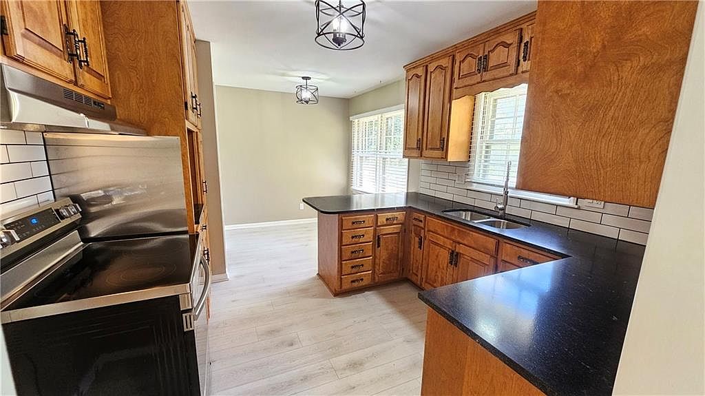 9433 Connell Drive — photo 9