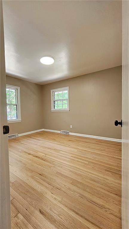 9433 Connell Drive — photo 28