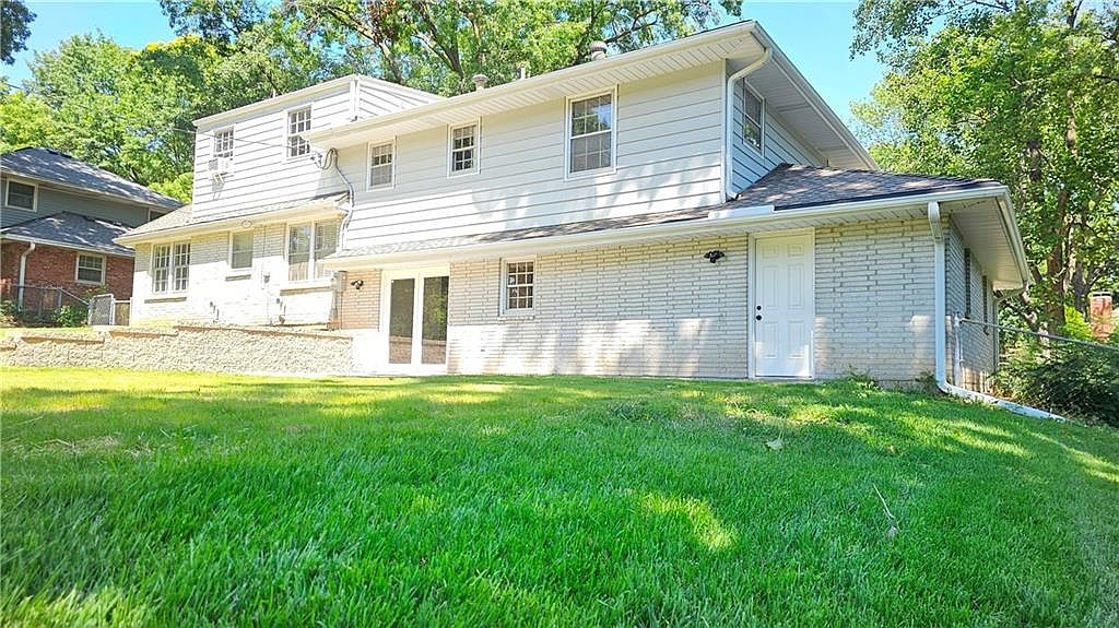 9433 Connell Drive — photo 32