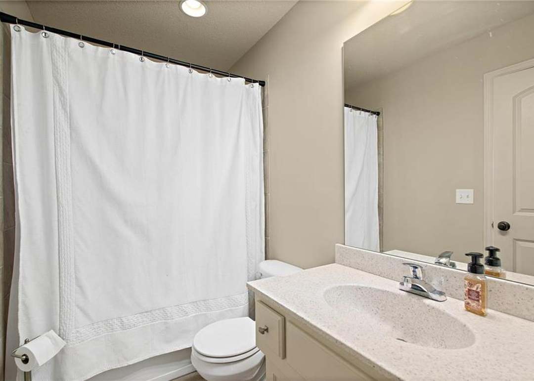 9434 W 161st Terrace — photo 5