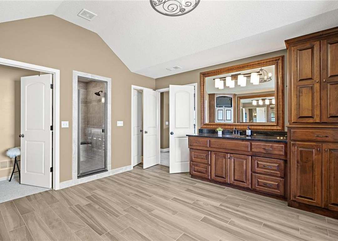 9434 W 161st Terrace — photo 37