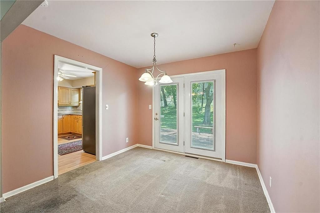 9501 Lamar Avenue — photo 9