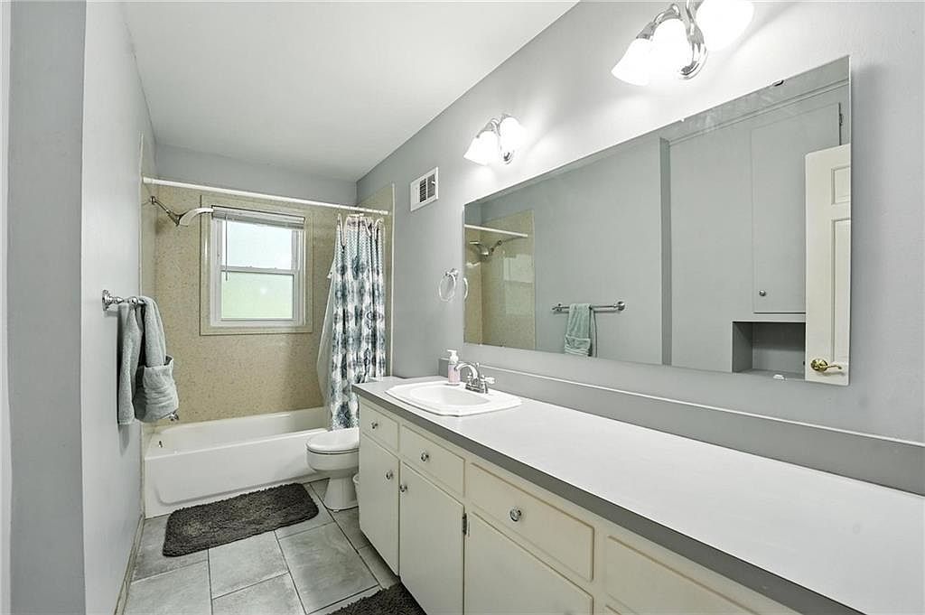 9501 Lamar Avenue — photo 15