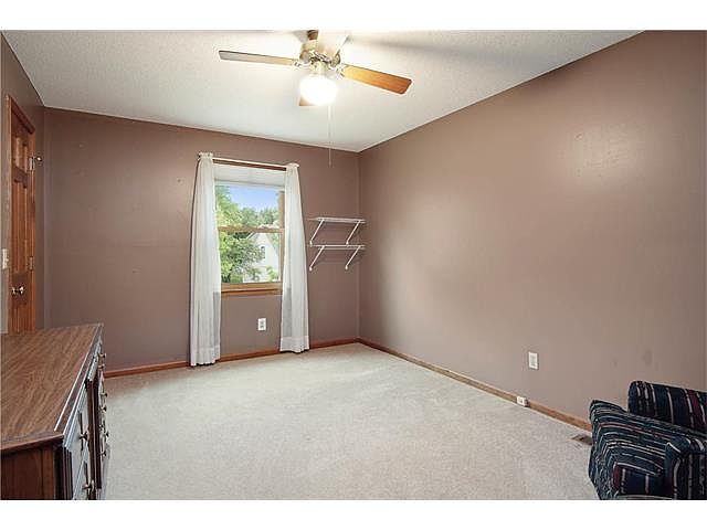 9504 W 116th Terrace — photo 10