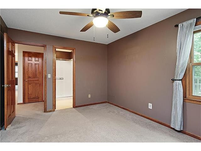 9504 W 116th Terrace — photo 11