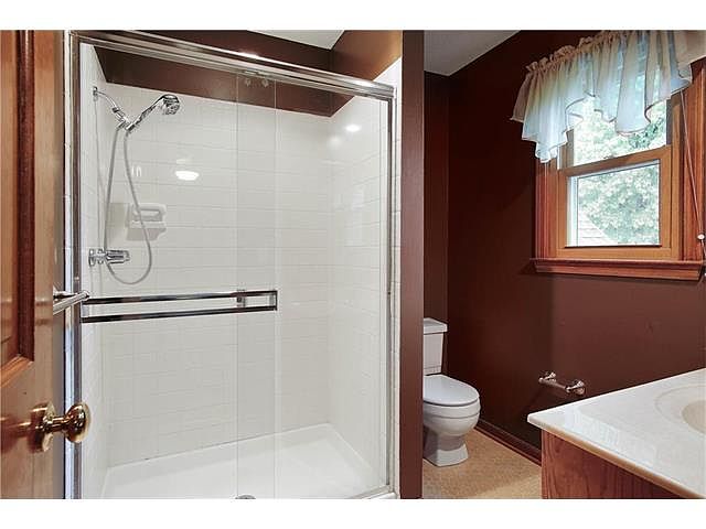 9504 W 116th Terrace — photo 12