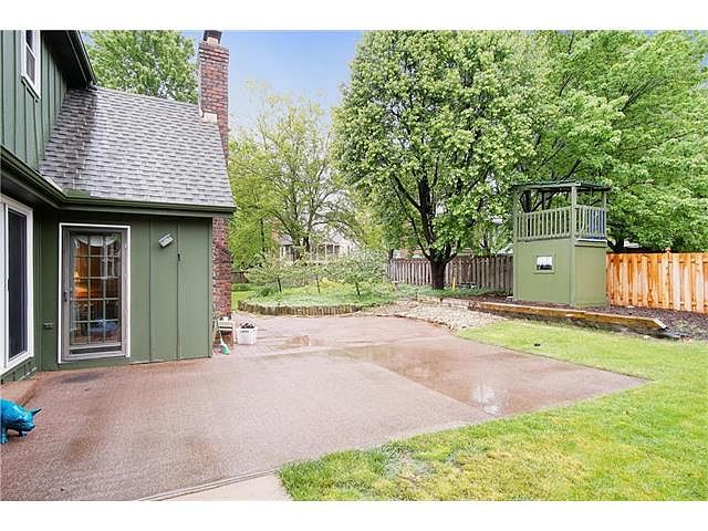 9504 W 116th Terrace — photo 19