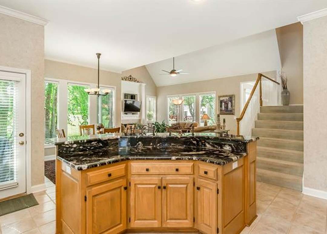 9526 Vista Drive — photo 14