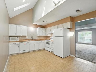 9527 W 77th Terrace — photo 10