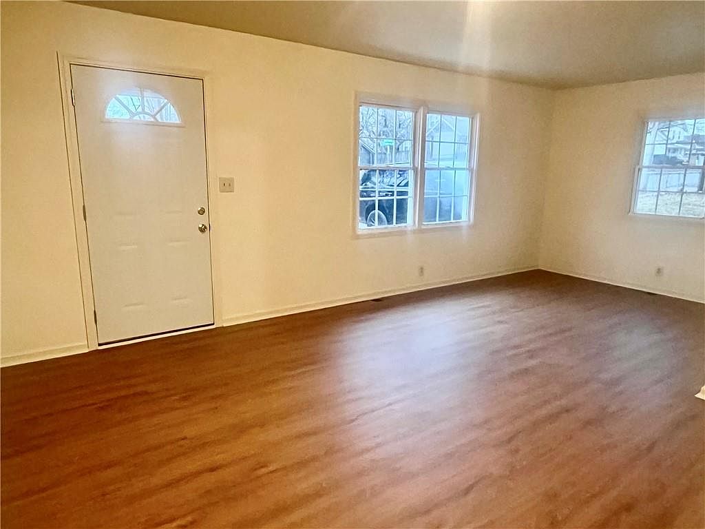 9531 & 9535 E 16th Street S — photo 7