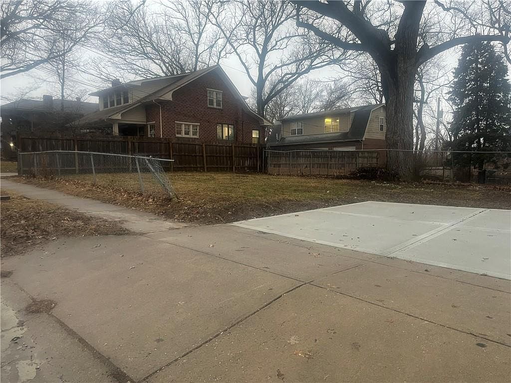 9531 & 9535 E 16th Street S — photo 11