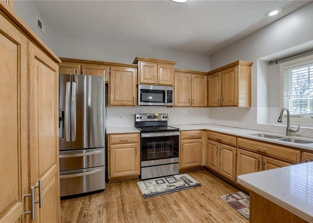 9601 W 132nd Terrace — photo 17