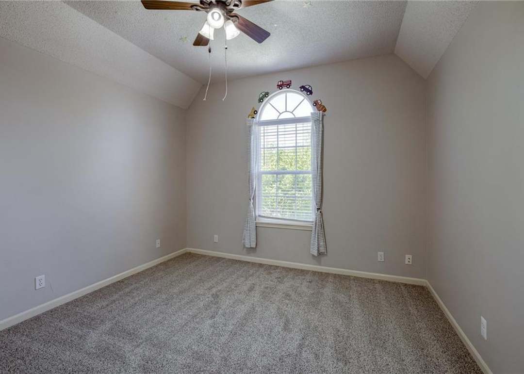 9601 W 132nd Terrace — photo 25