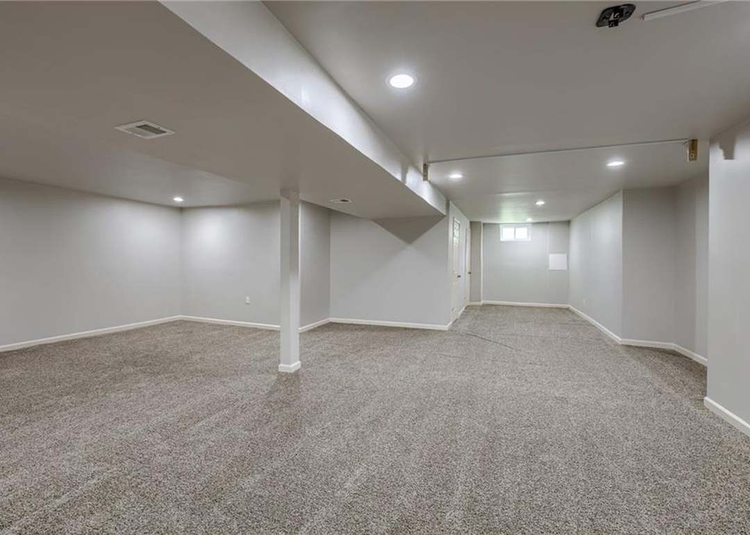 9601 W 132nd Terrace — photo 30
