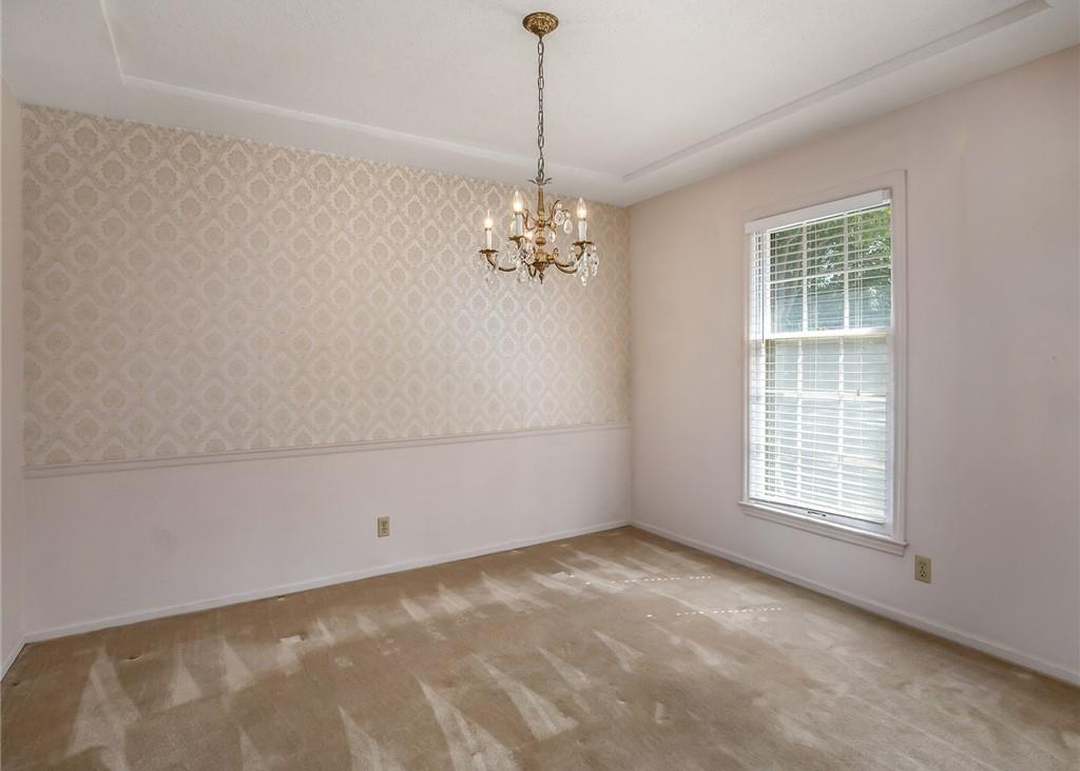 9608 W 96th Street — photo 11