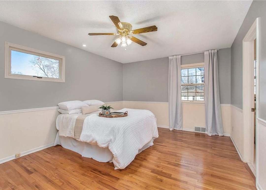 9608 W 96th Street — photo 19