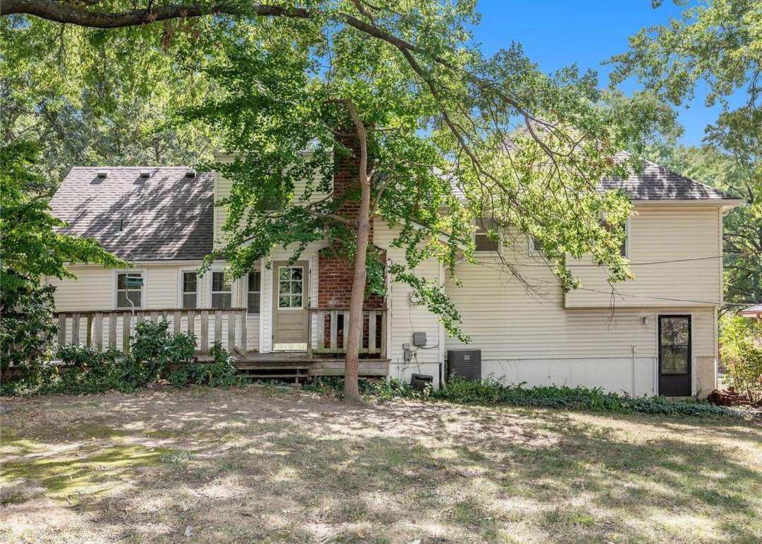 9608 W 96th Street — photo 32