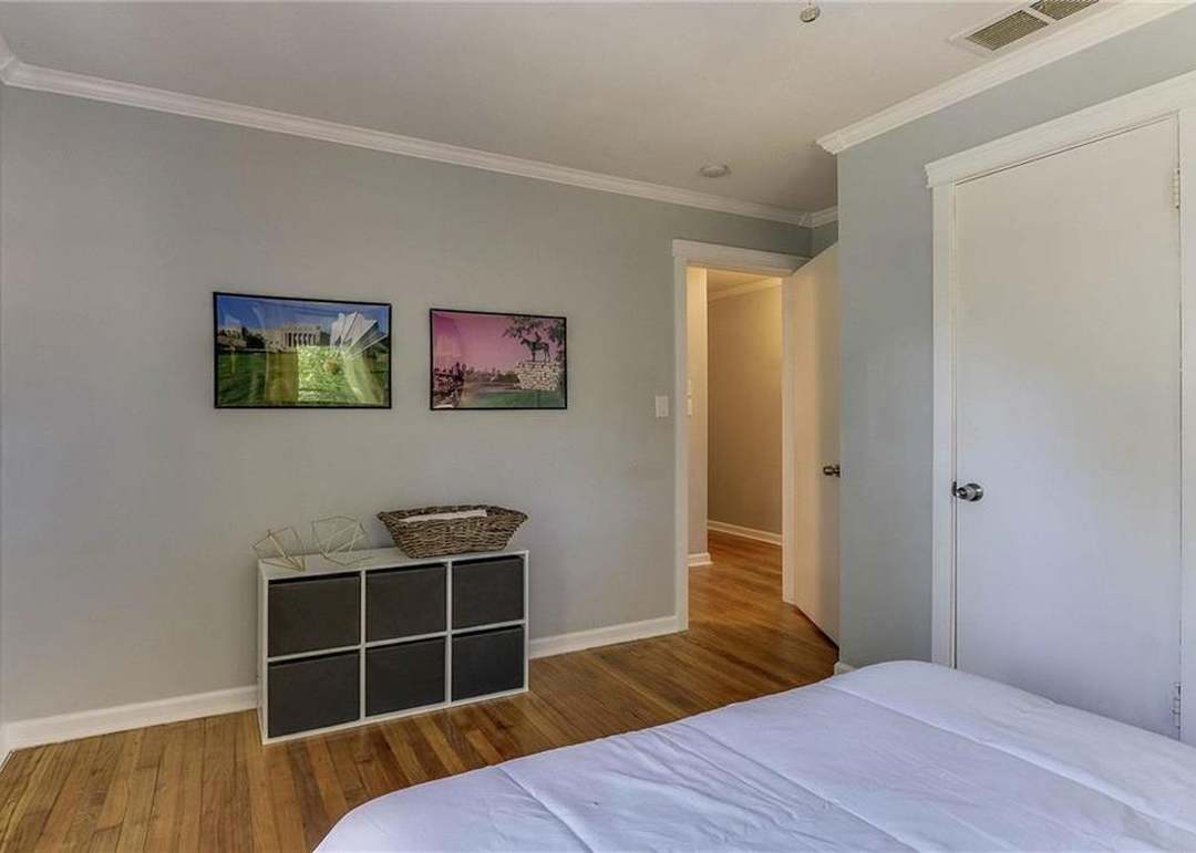 9609 Walnut Street — photo 23