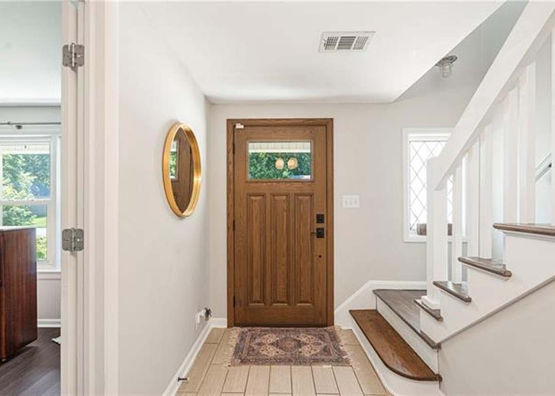 9621 England Street — photo 12