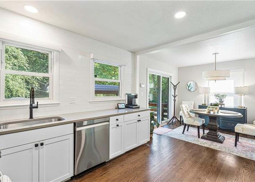 9621 England Street — photo 17