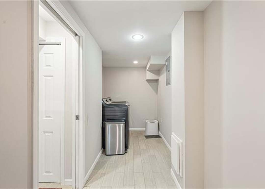 9621 England Street — photo 27
