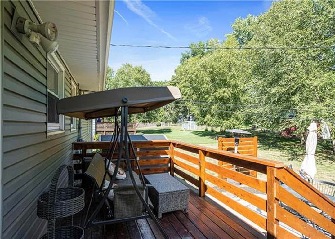 9621 England Street — photo 29