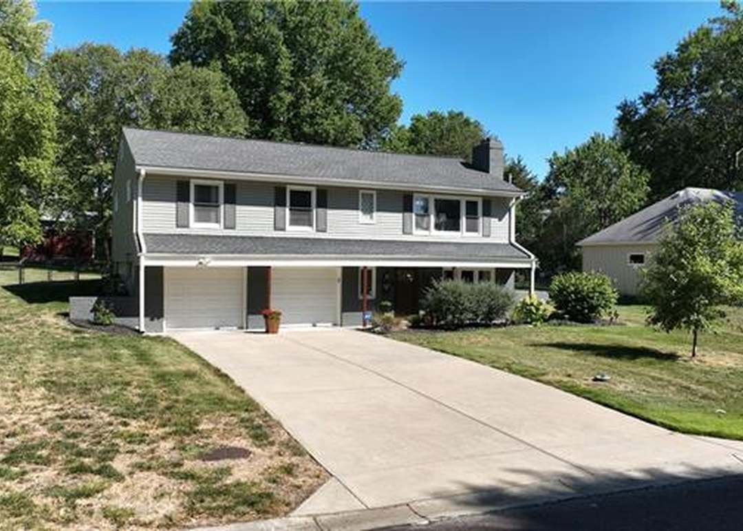 9621 England Street — photo 34